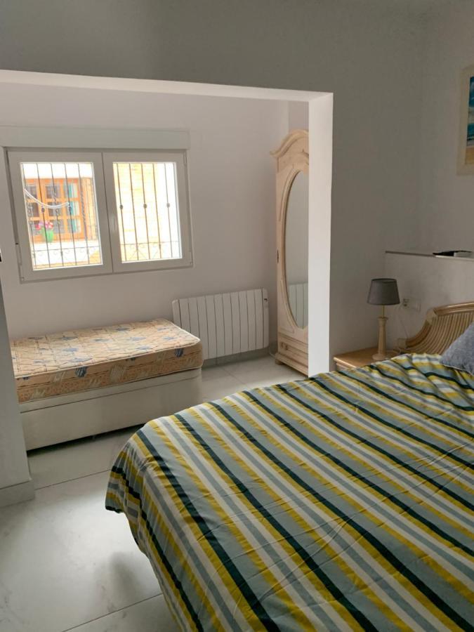Casa Cadi Apartment โอริอุเอลา ภายนอก รูปภาพ